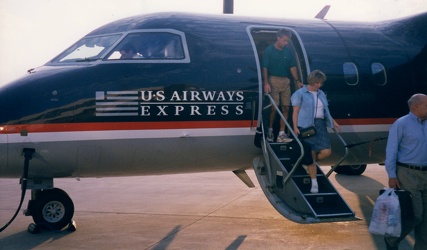 Passengers exit N911HA in Charlottesville [01]