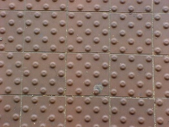 Tactile warning strip at King Street station