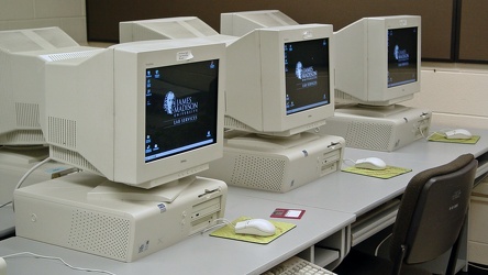 Maury Hall computer lab [03]