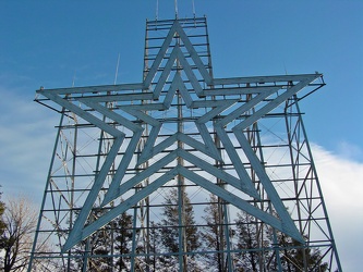 The Roanoke Star, in daylight [02]