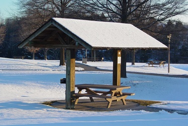 Picnic table at New Market rest area northbound