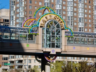 Pedestrian bridge over Wilson Blvd [02]