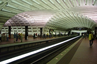 Metro Center station [01]