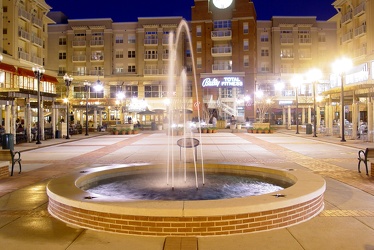 Fountain at Pentagon Row