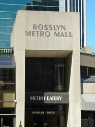 Rosslyn Metro Mall entrance