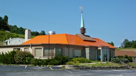 Former Howard Johnson's on Afton Mountain [03]