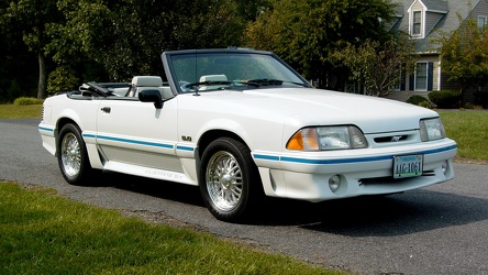 Ford Mustang convertible [02]