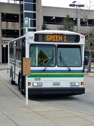 CUE bus 826 at Vienna station