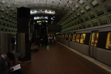 Foggy Bottom-GWU station [01]