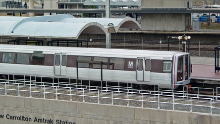 WMATA railcar 3180 at New Carrollton station