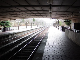 Arlington Cemetery station [01]