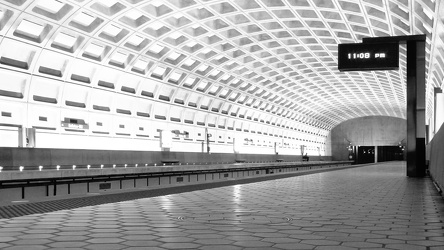 Ballston station late at night [03]