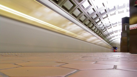 Train arriving at Rosslyn station upper level