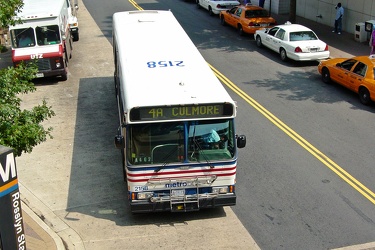 Metrobus 2158 at Rosslyn