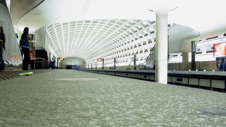 Pentagon City station, viewed from a low angle [01]