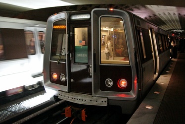 Green Line train at L'Enfant Plaza