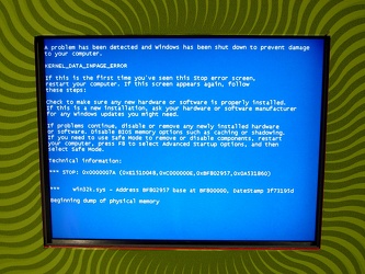 Blue Screen of Death on Sheetz outside ordering kiosk