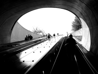 Dupont Circle north entrance [02]