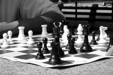 Chess match in Dupont Circle [02]