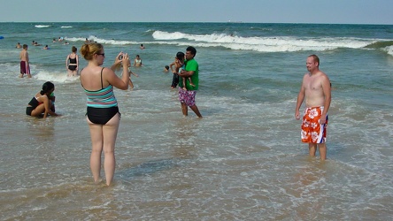 Photographing on the beach [01]