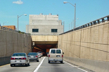 Hampton Roads Bridge-Tunnel, westbound [04]