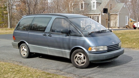 1991 Toyota Previa LE [08]