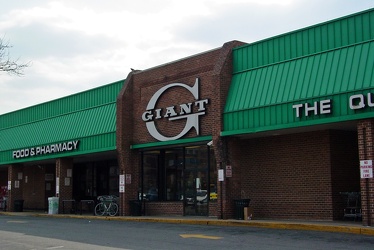 O Street Giant Food store [02]