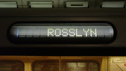 Blue Line train to Rosslyn [02]