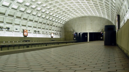 Ballston station late at night [08]