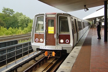 Yellow Line train at King Street