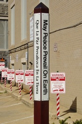 Peace pole at Foundry United Methodist Church [01]