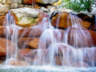 Fountain at Crandal Mackey Park [01]