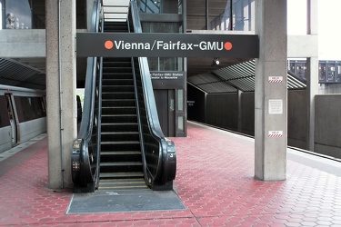 Platform at Vienna/Fairfax-GMU station [02]