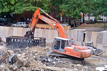 Recovery of scrap metal at 1815 North Fort Myer Drive site [01]