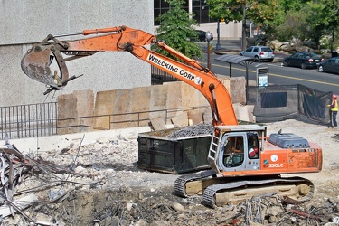 Recovery of scrap metal at 1815 North Fort Myer Drive site [08]