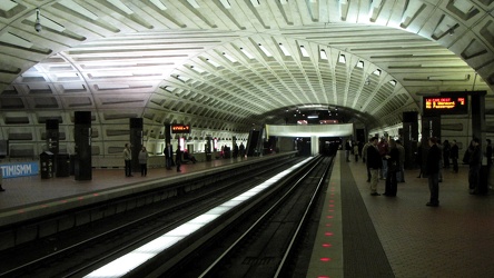 Metro Center station [04]