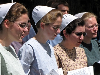 Mennonite choir in Dupont Circle [03]