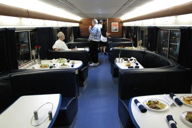 Amtrak Superliner dining car [01]