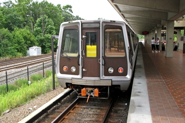 WMATA railcar 4039 at Greenbelt [02]