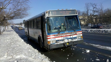 Metrobus 4078 on Georgia Avenue following Snowmageddon