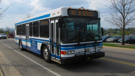 Harrisonburg Transit bus 2044