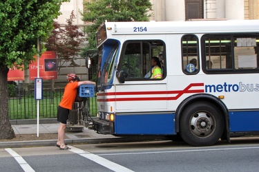 Metrobus 2154 at 16th and P Streets