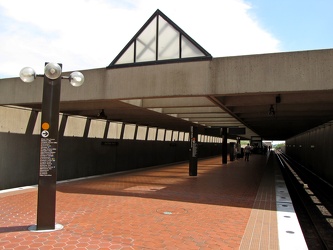 East Falls Church station [02]