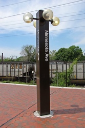 Platform pylon at Minnesota Avenue station [01]