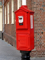 Boston fire alarm street box [01]