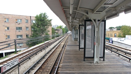 Jarvis station platform