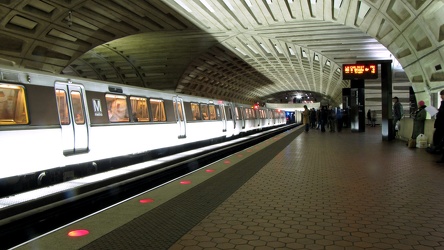 Metro Center station [05]