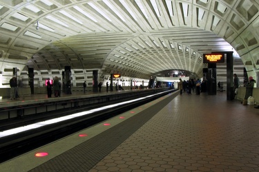 Metro Center station [06]