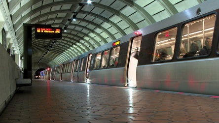 Red Line train at Forest Glen station [01]