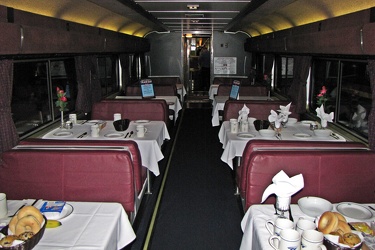 Amtrak Superliner dining car [03]